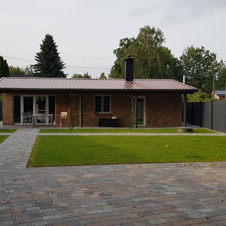 Bungalow Am Neustaedter See นอยชตัดท์ เกลเวอ ภายนอก รูปภาพ